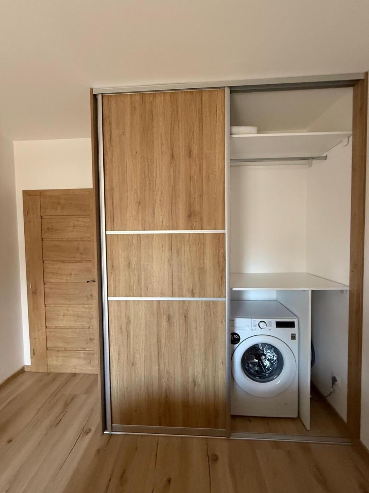 Apartman Mary Stola Bagian luar foto